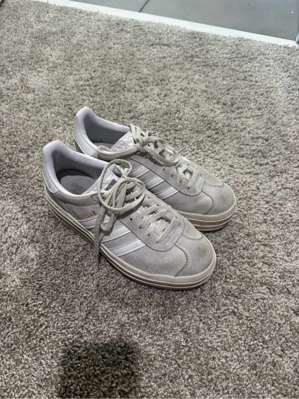 Adidas Gazelle Platform Suede Sneakers in Light Gray Size 6